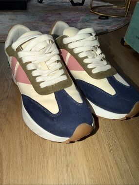 Steven Madden Colorblock Casual Sneakers in Navy, Pink, Olive & Cream